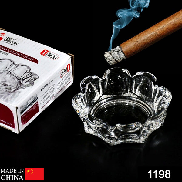 Round cigar ashtray for home and office.